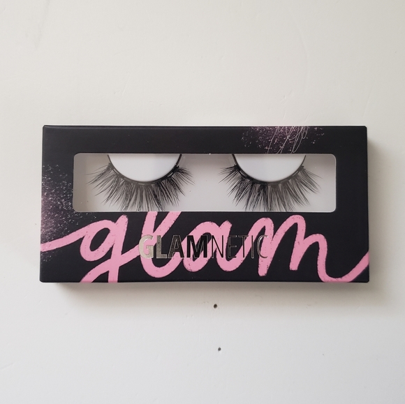 Glamnetic Magnetic Lashes Babygirl with Magnetic Liner - Picture 2 of 11